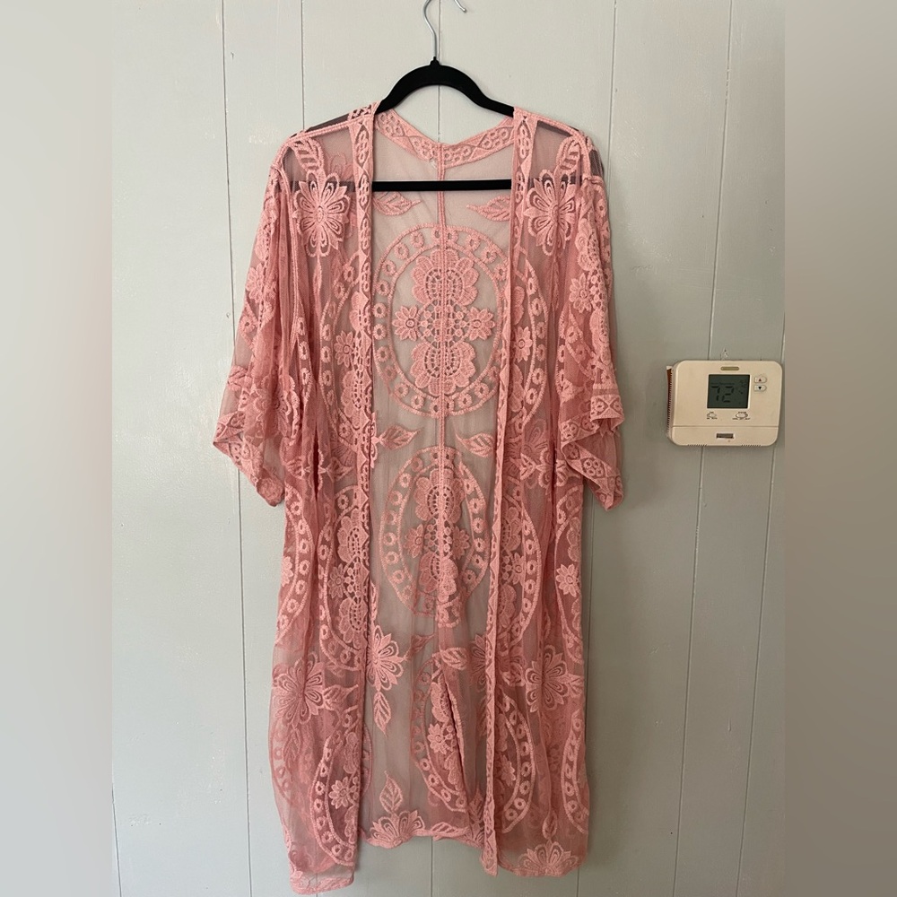 Elegant Pink Lace Kimono